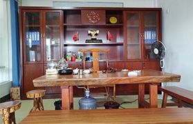 永信贵宾会217钢材有限公司恬静办公室